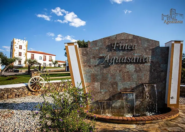 Finca Aguasanta * Higuera la Real